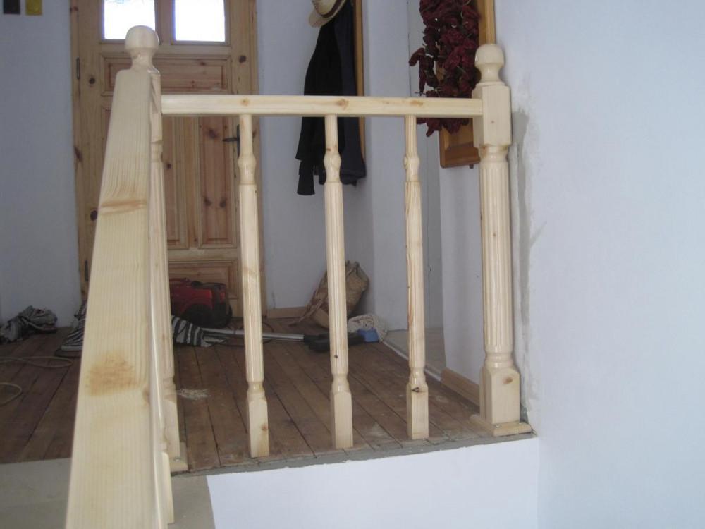 Парапет чам.