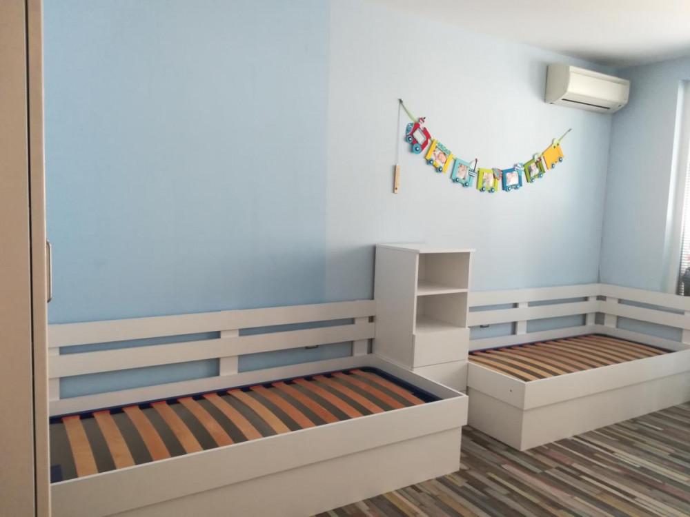 КОМЛЕКТ ЗА ДЕТСКА СТАЯ "МЛАДОСТ"