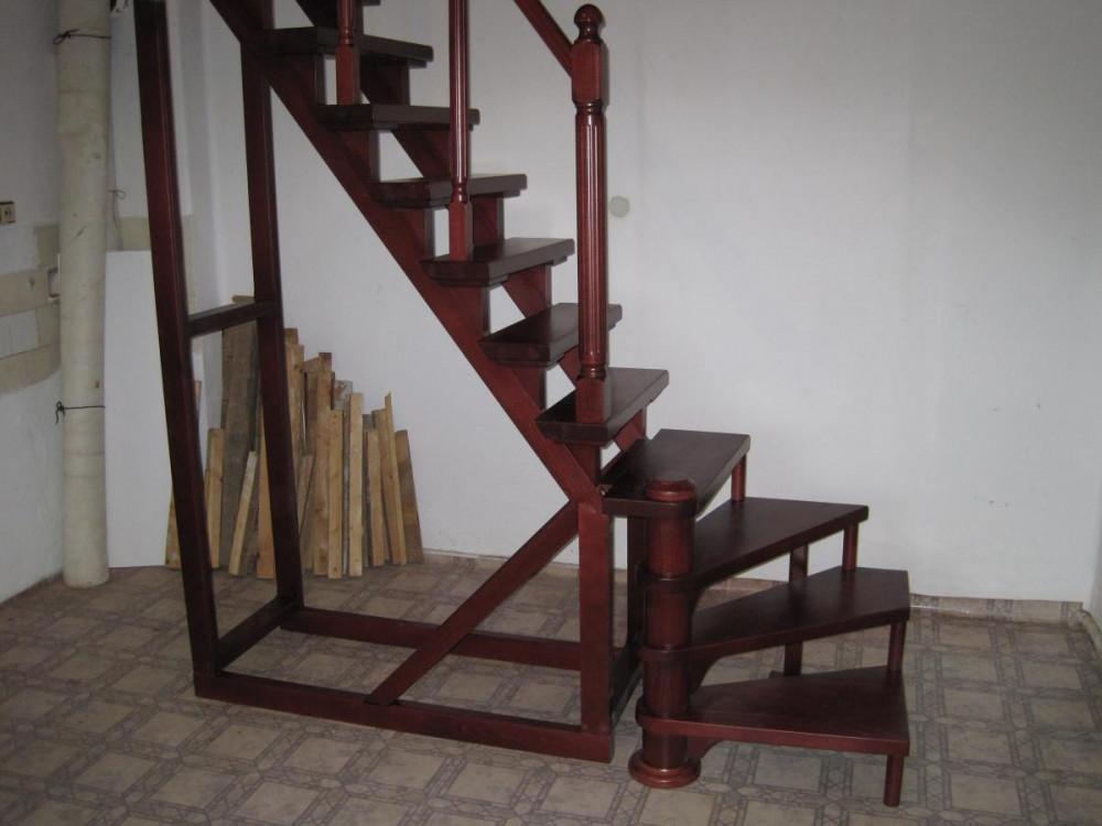 Самостоятелно стълбище проект на клиента