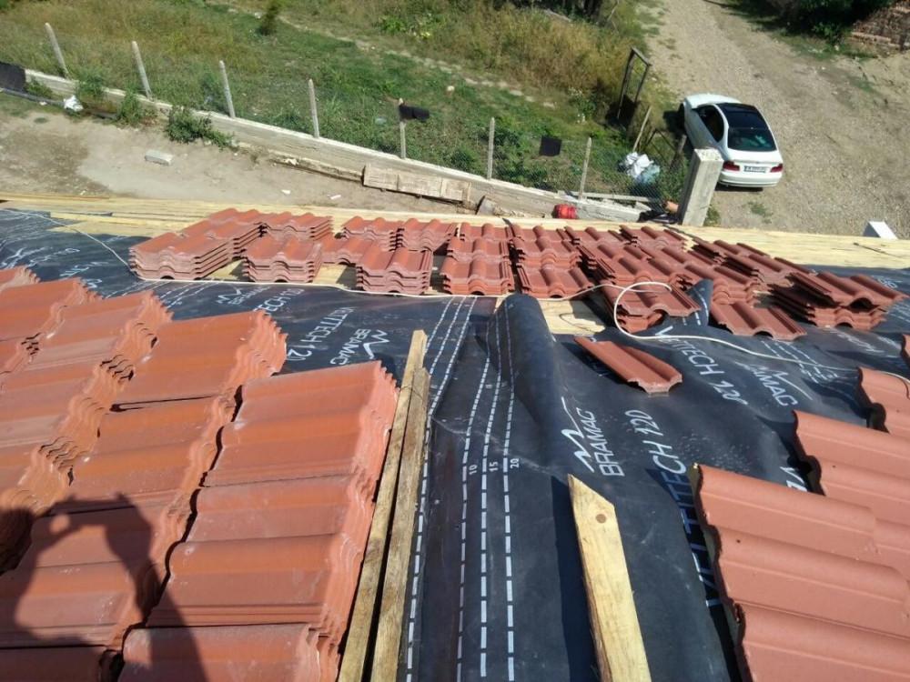 ремонт на покрив