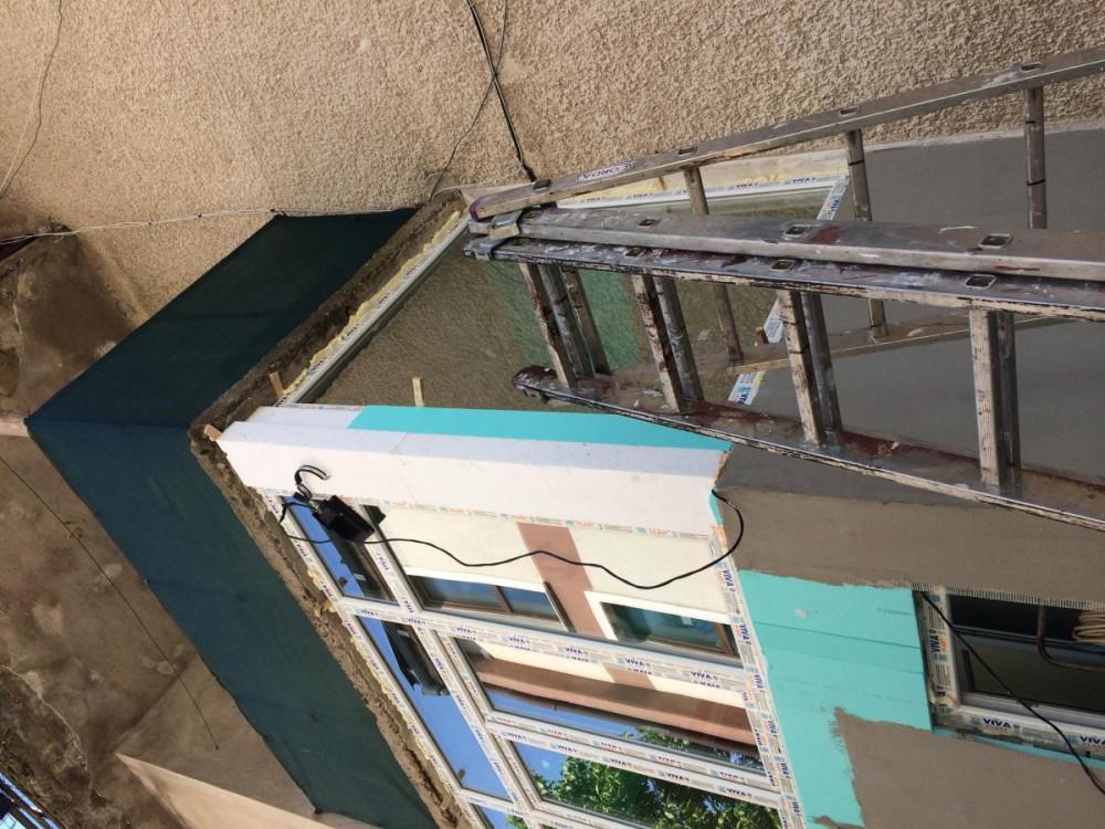 Остъкляване на балкон