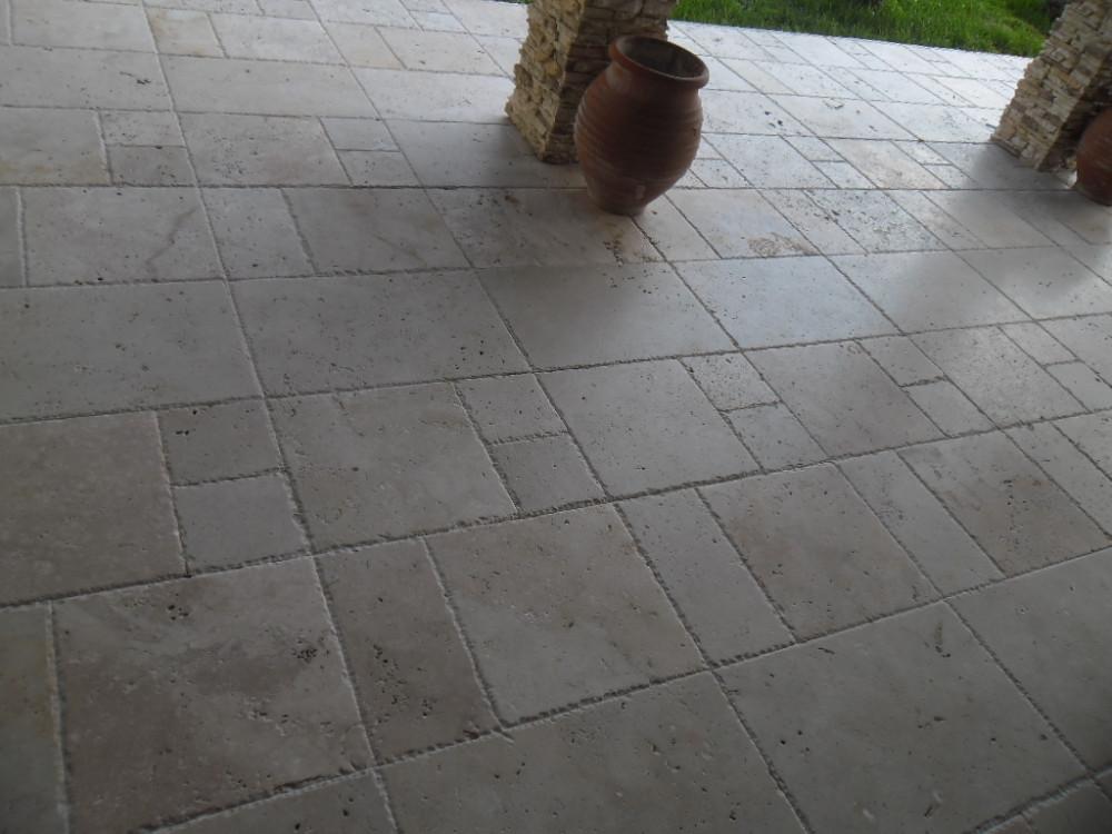 Облицовка с травертин