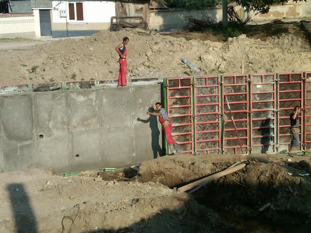 Укрепване на река-изграждане на подпорни стени 3 метра