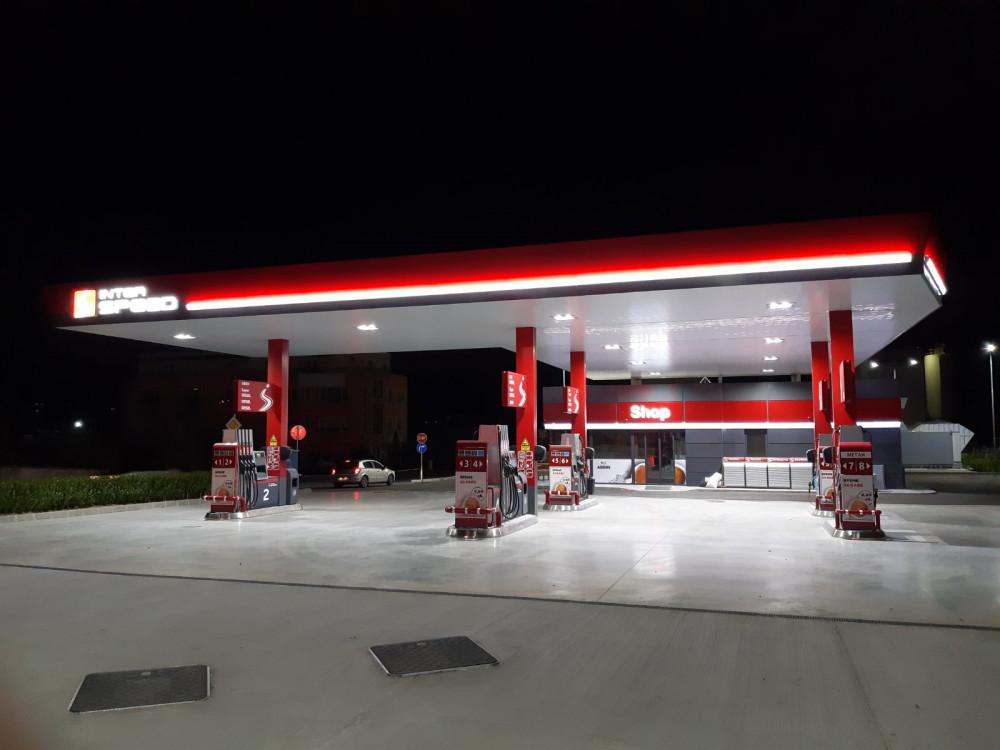 Изграждане на Бензиностанция