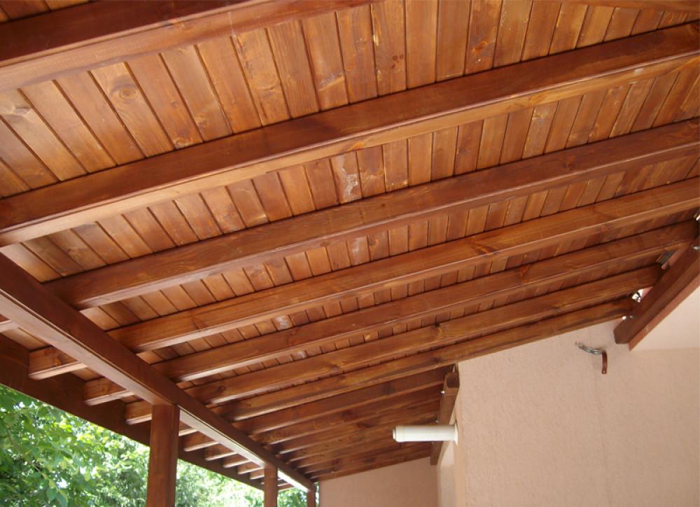 Навес от висококачествено дърво