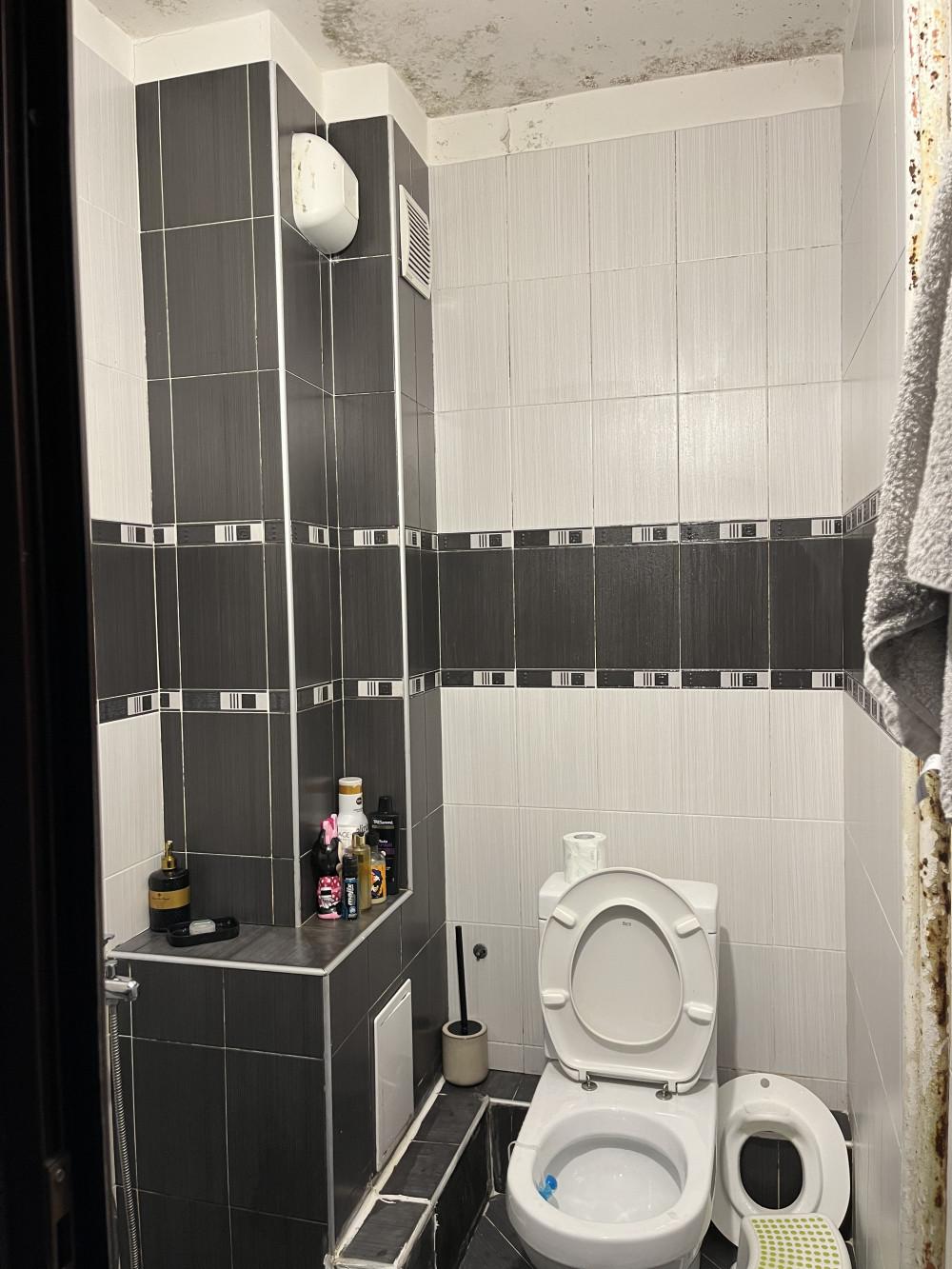 57E97AC9-EF11-45B8-9466-2AA2C5698E2D