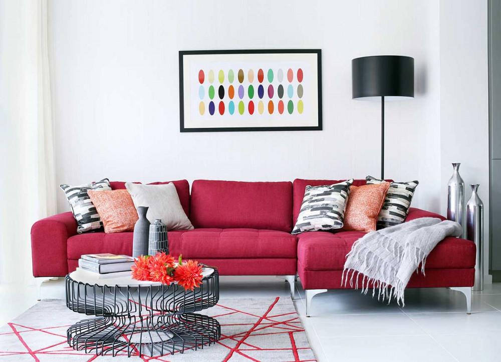 Скрийте старите подове, електрическите кабели и реновирайте стълбището