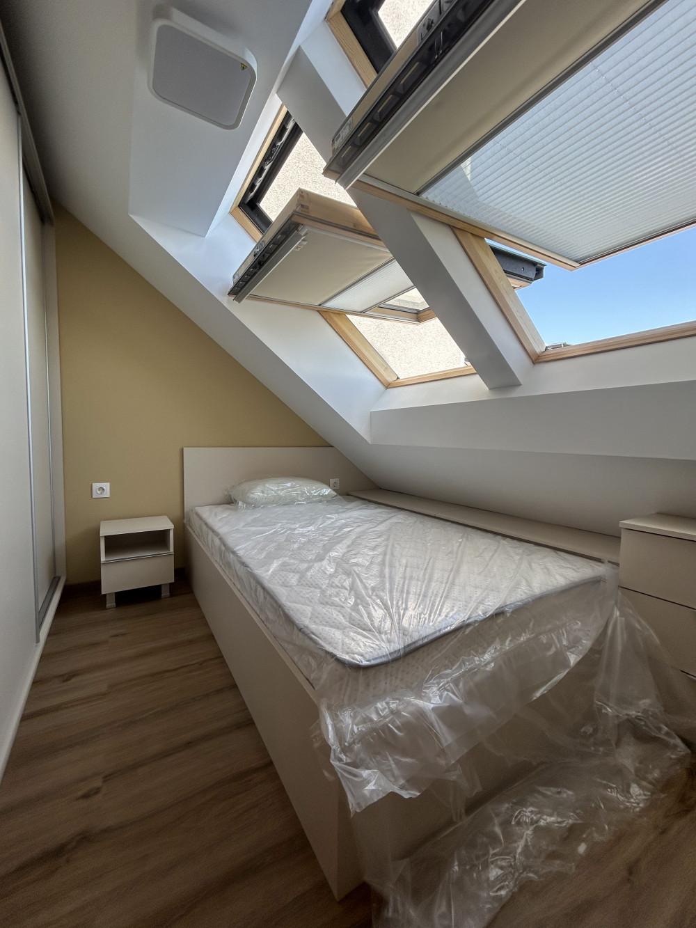 Спалня - след