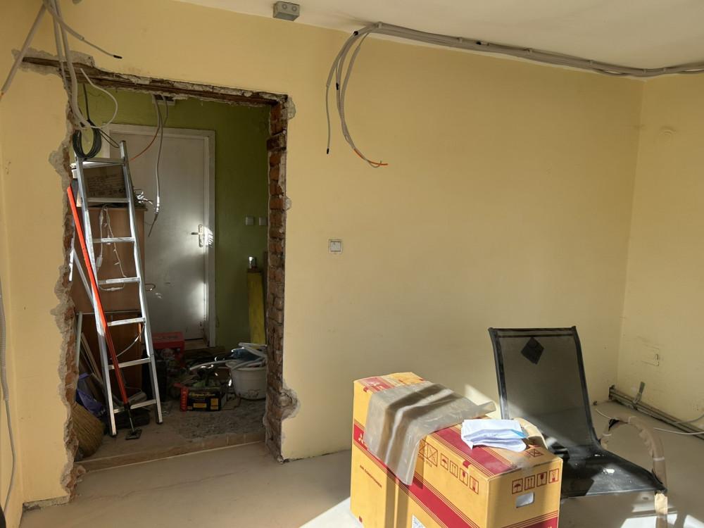 IMG-b42800b4702526a00c5a423a84877102-V