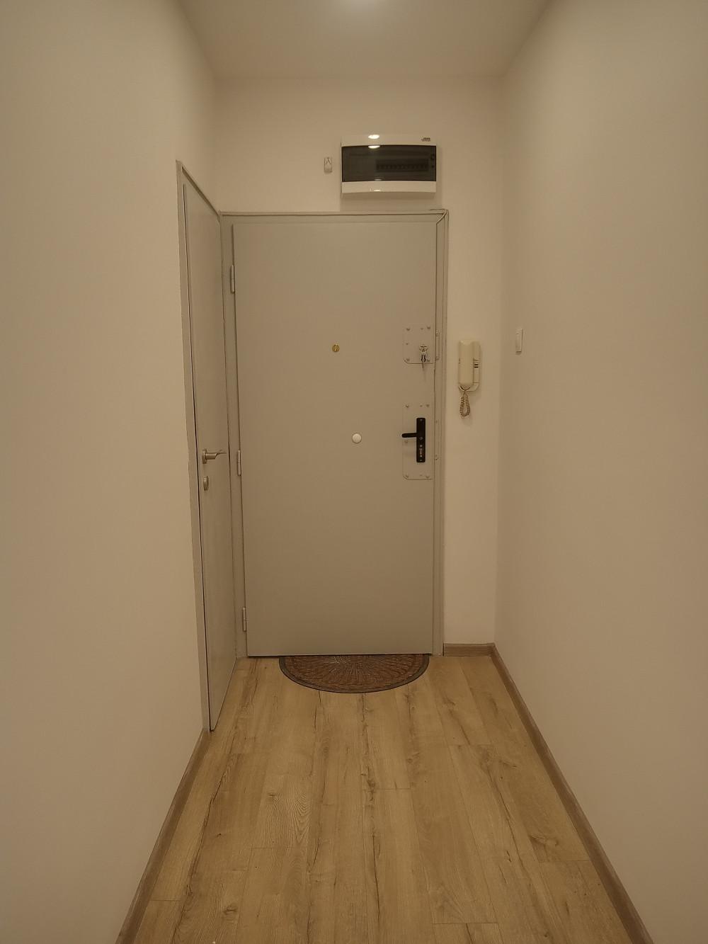 коридор - след