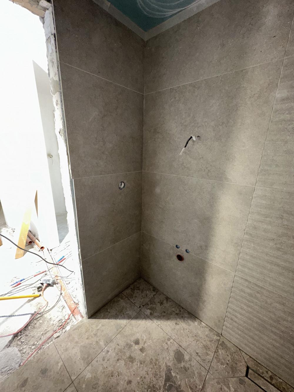 Баня / Тоалетна Първи Етаж