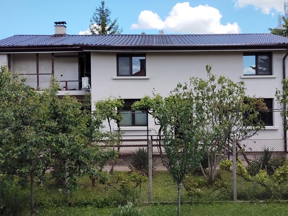 1000002556
