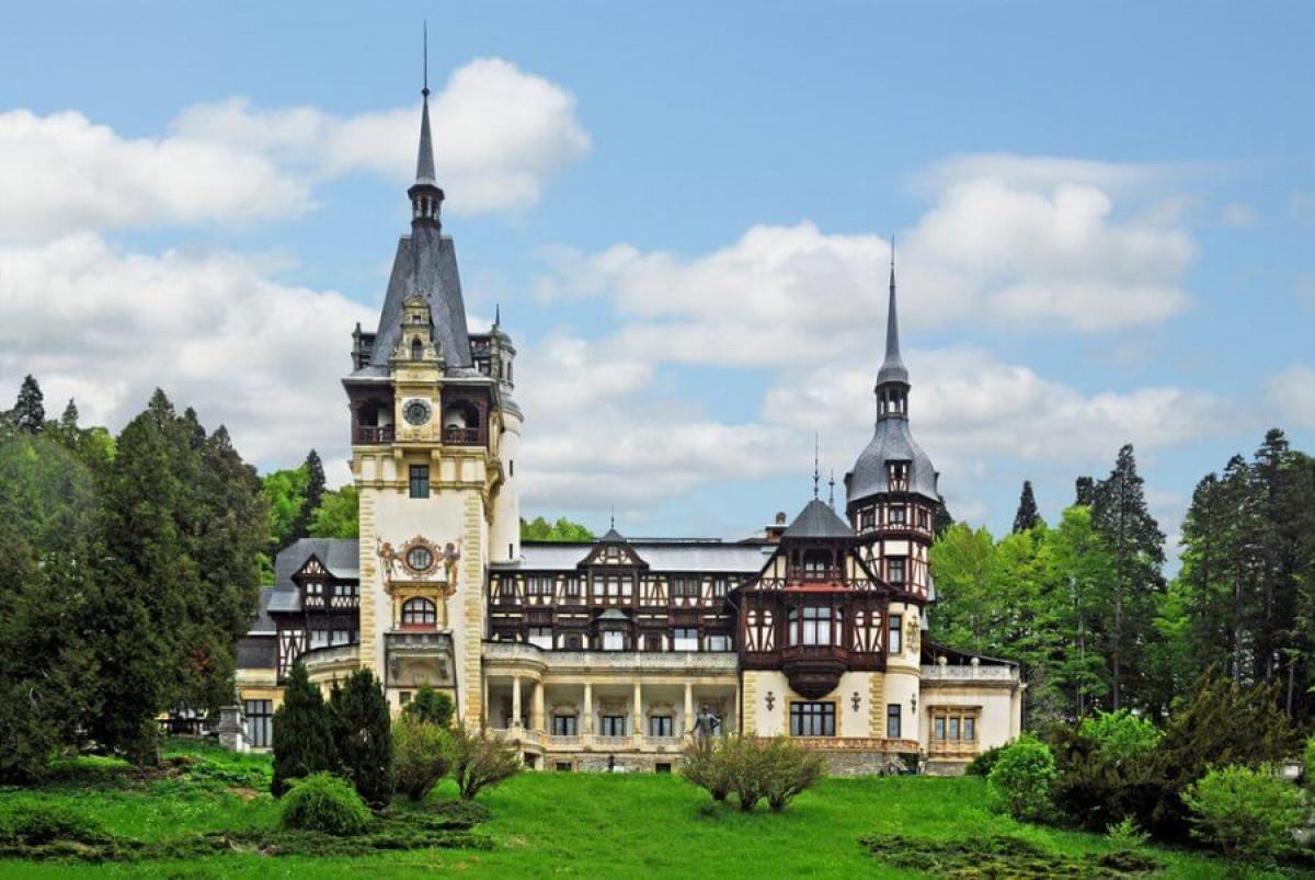 Замъкът Пелеш, Румъния