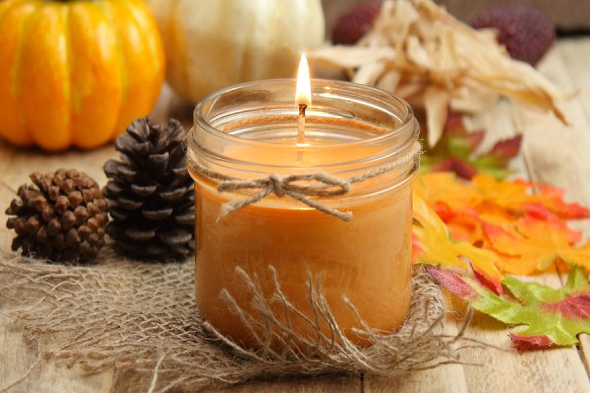 Свещи с аромат на есен