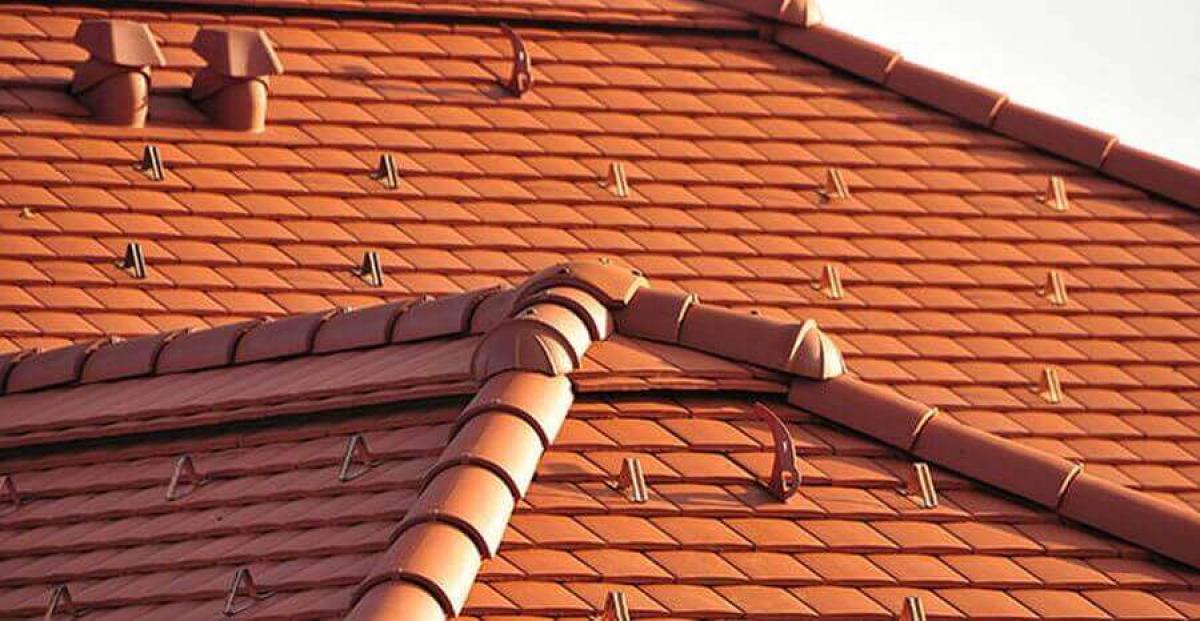 Какви са предимствата на керамичния скатен покрив?