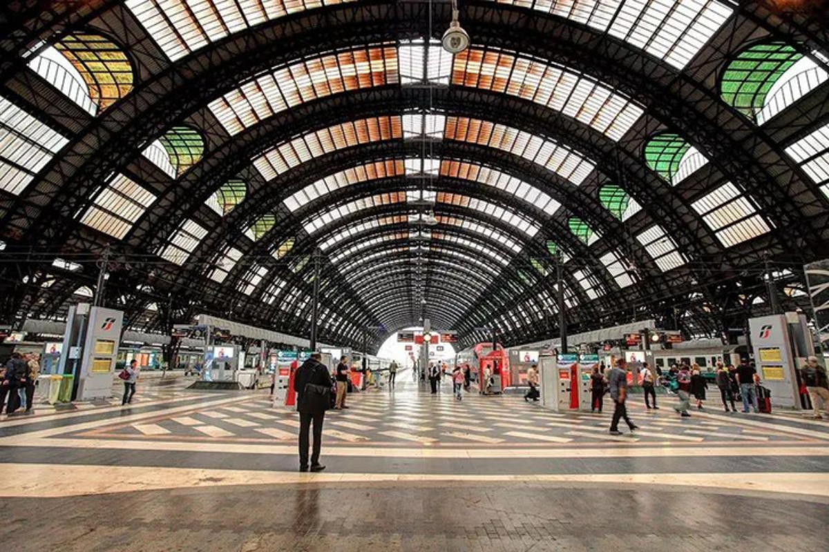 Централна гара Милано