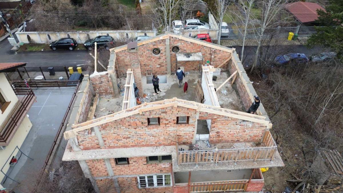 В процес на работа