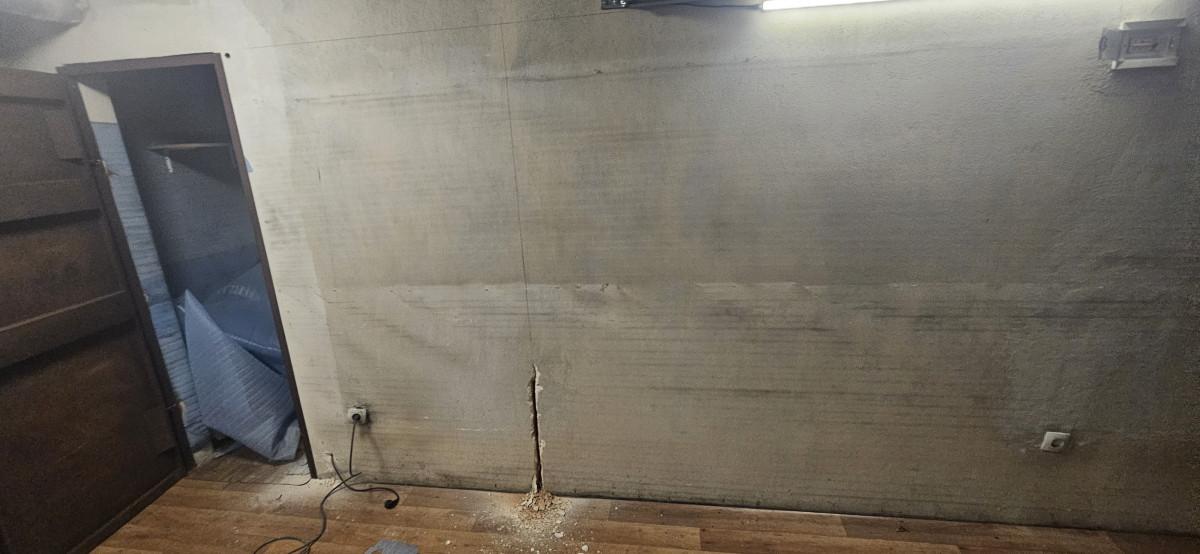 Уширени гараж