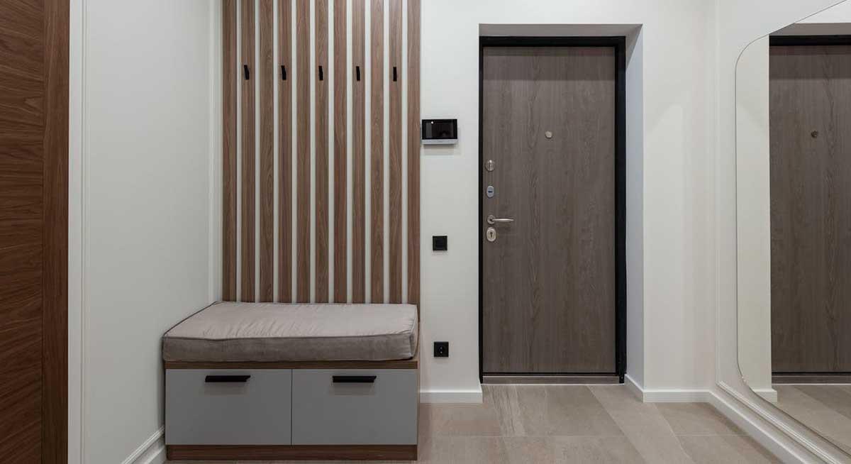 Студен под в коридора? Ето как да го направиш по-приятен без голям ремонт