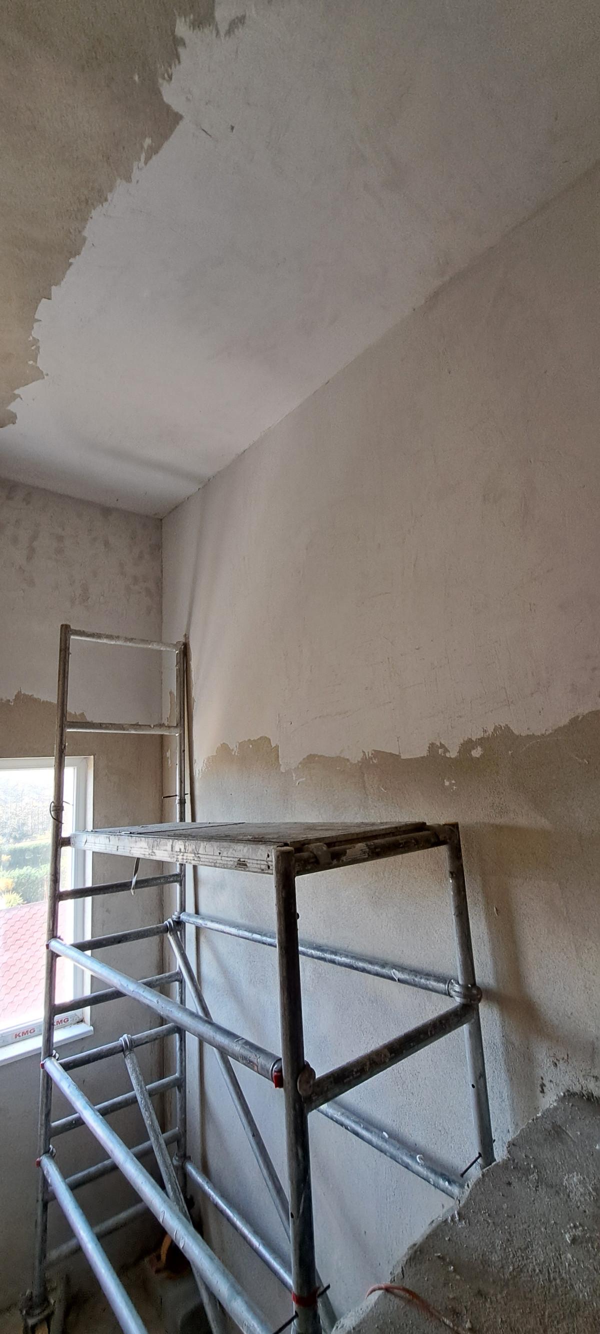 шпакловане на таван и на стени с релефна шпакловка