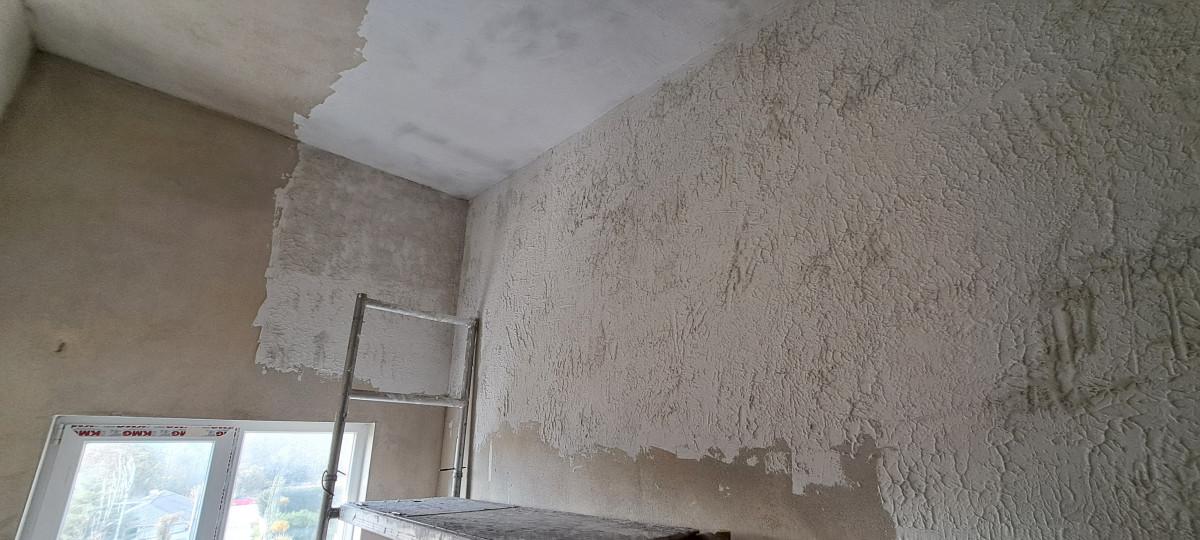 шпакловане на таван и на стени с релефна шпакловка