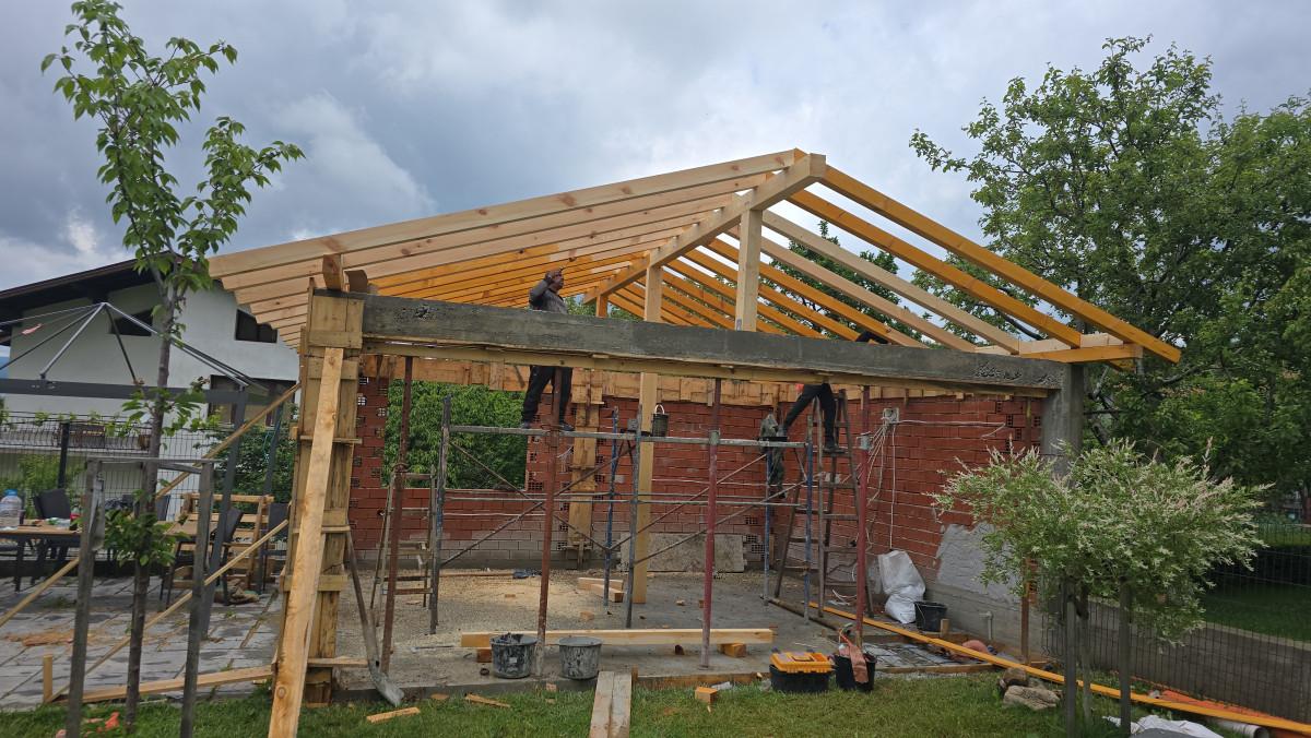 IMG-df43c7205fd584f1f9a1e35ab601ed15-V