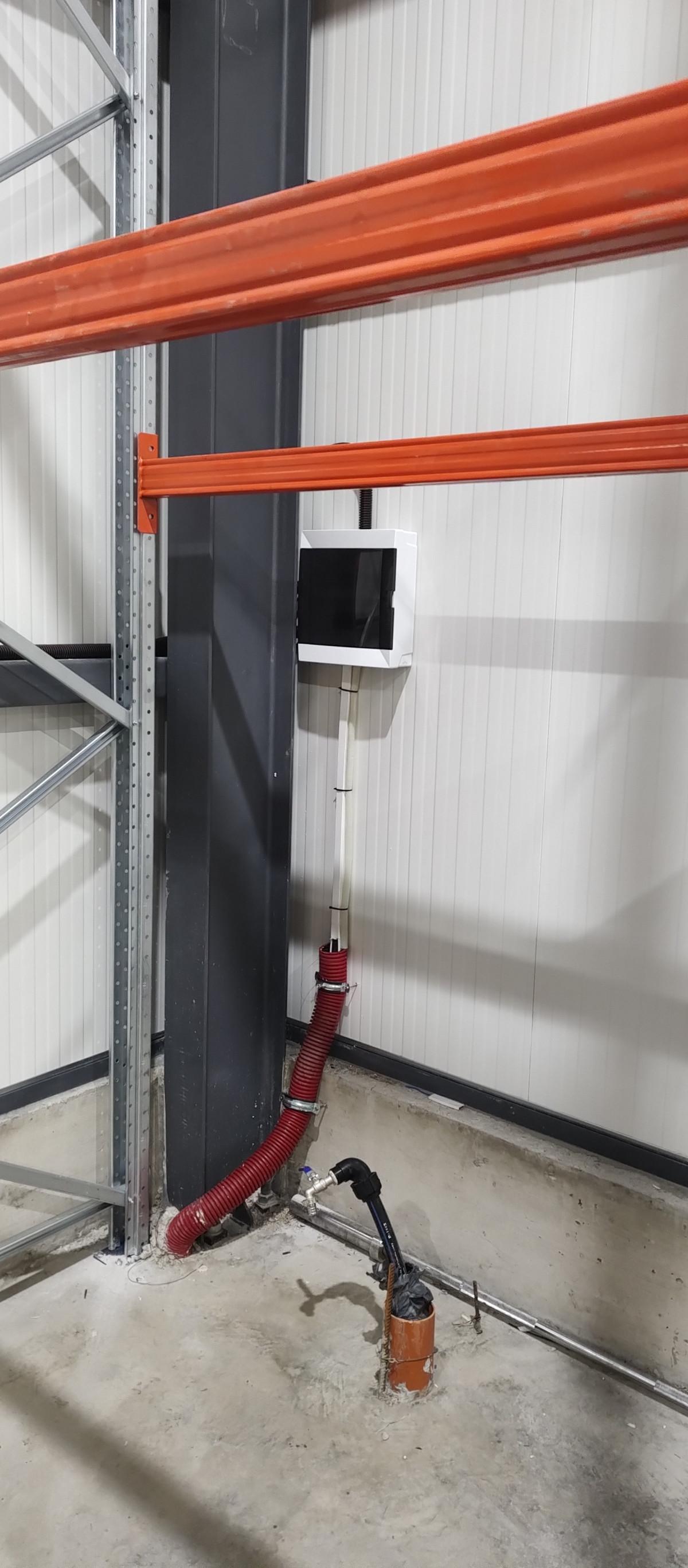 Инсталация на склад