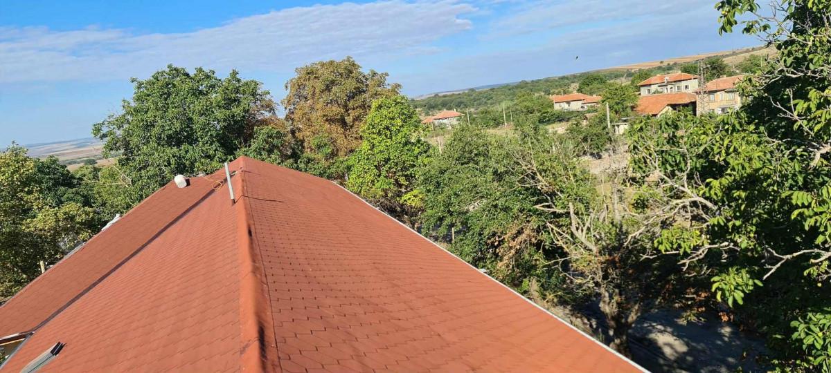 1ee98a5b-7739-4be9-8705-ea64a40ae298