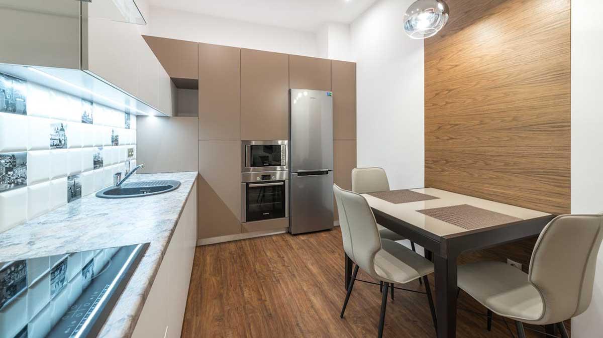 Маса за трапезарията, какво е по-важно, размерът или формата