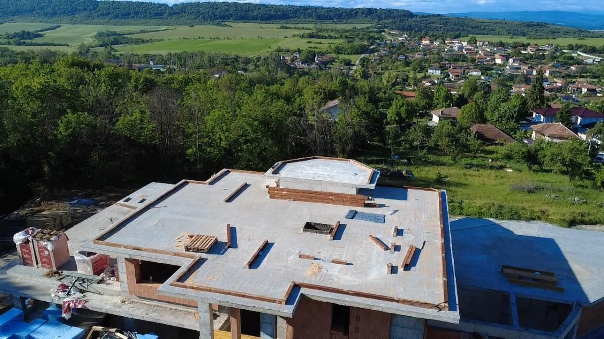 dji_fly_20250520_080916_0_1747717756328_photo_low_quality