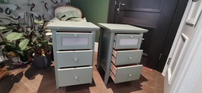 Шкафчета в светло зелено