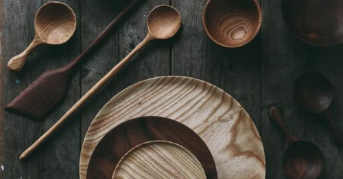 Как да поддържаме в добро състояние дървените дъски и дървените прибори в кухнята?