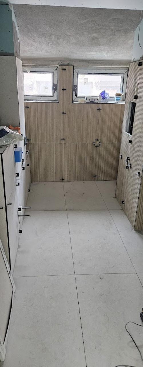 Лепене на гранитогрес и фаянс