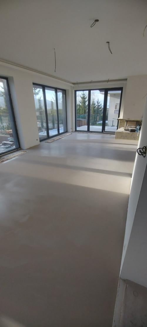 IMG-cba0cc0d93b96492184742fca5c51978-V