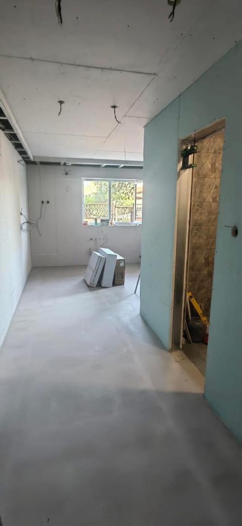 Монтаж на гипсокартон и предградни стени