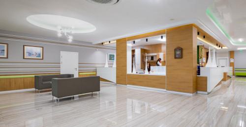 рецепция очна клиника ЛУКСОР