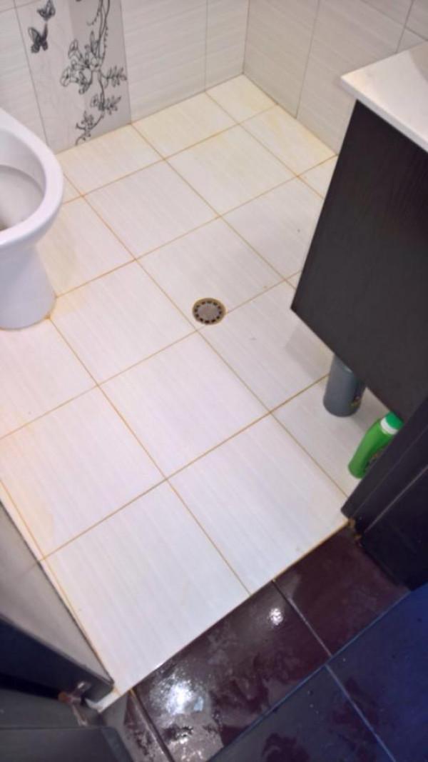 Префугиране под на баня