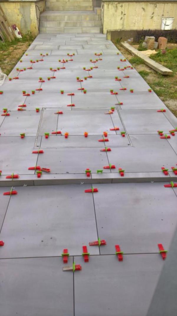 Площадка със стълби