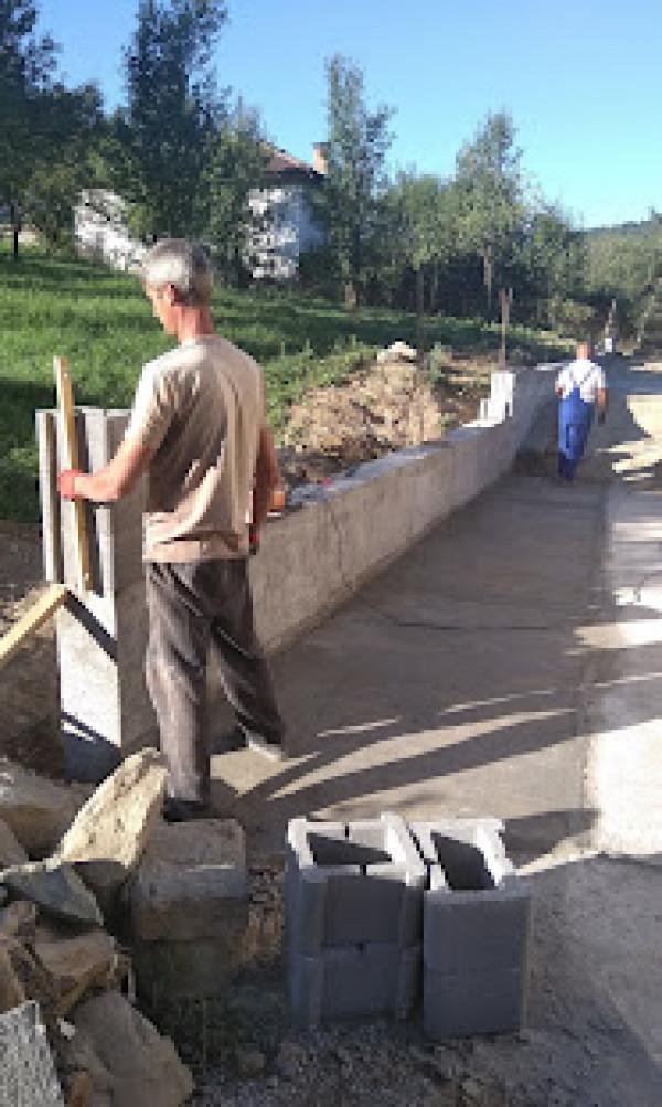 7D3DF699-A051-4044-A075-A73BFB798BB7