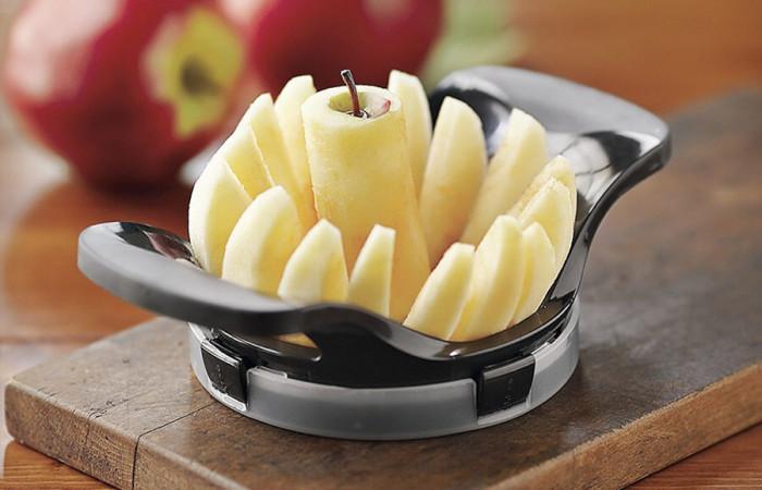 Тази резачка за ябълки ще ви подтикне към по-здравословно хранене