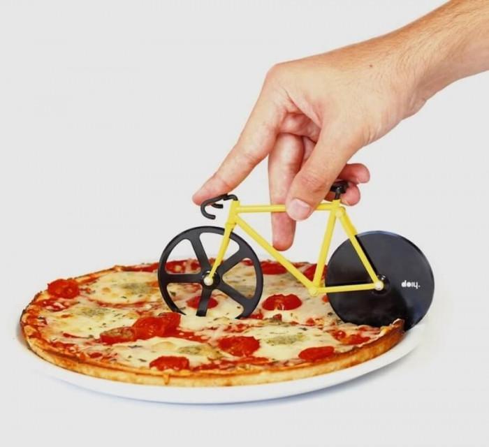 Пицата е по-вкусна, нарязана с... велосипед