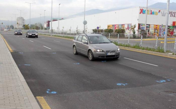 Поредният проблем с пътното строителство в София - повреди по новия участък в Младост