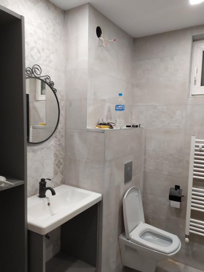 IMG-13b237d0e7b7a6150fd78bff97a2e52a-V