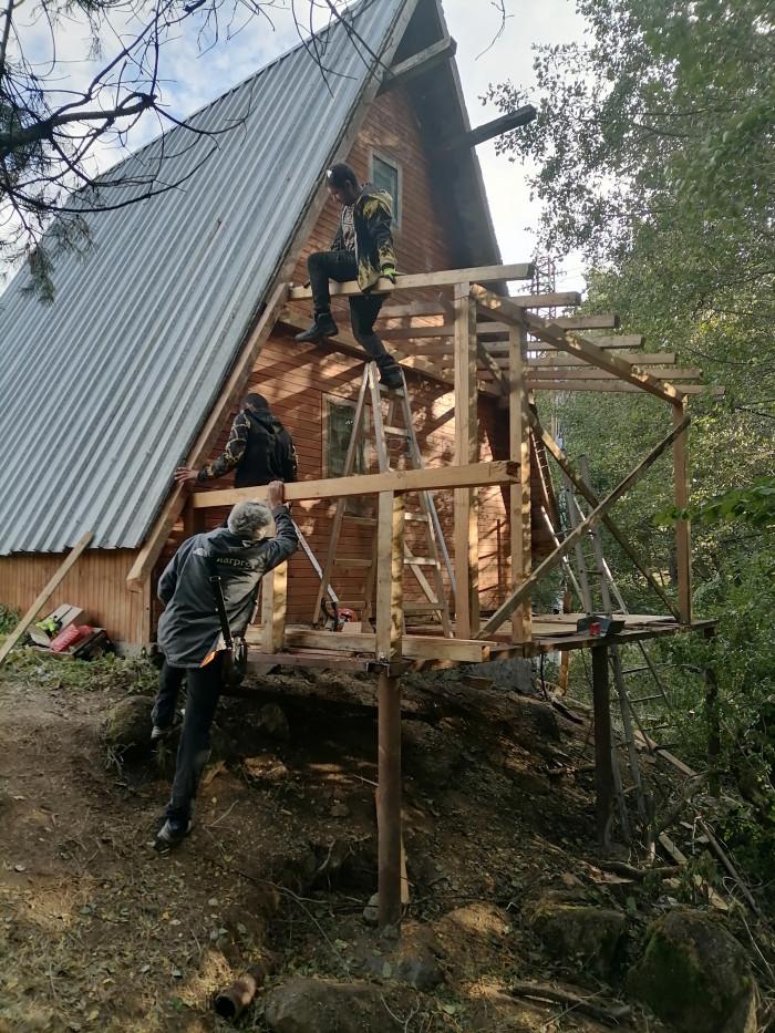 Удължаване на бунгало с дървена конструкция в Банско