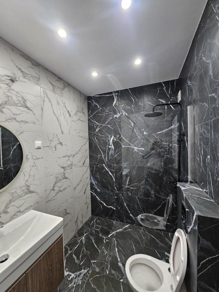 Баня с окачен таван