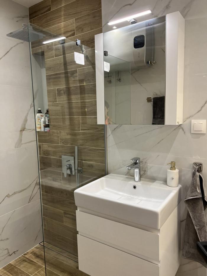 IMG-ef423404a1943b1074fc948e17e62794-V