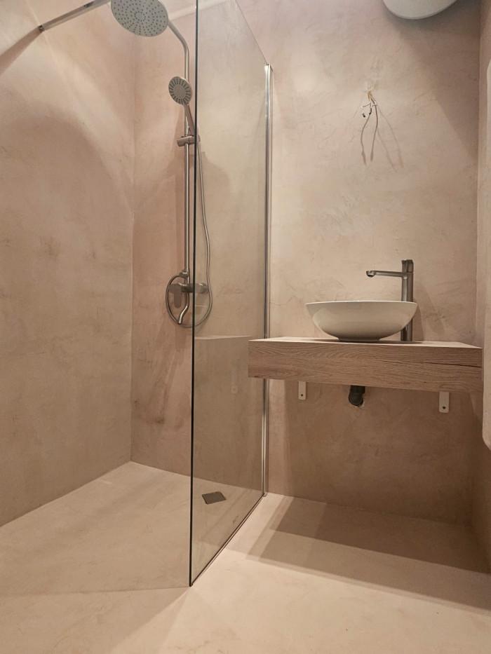 160de6a2-c3a5-4142-917c-bbd3fda9d8cc