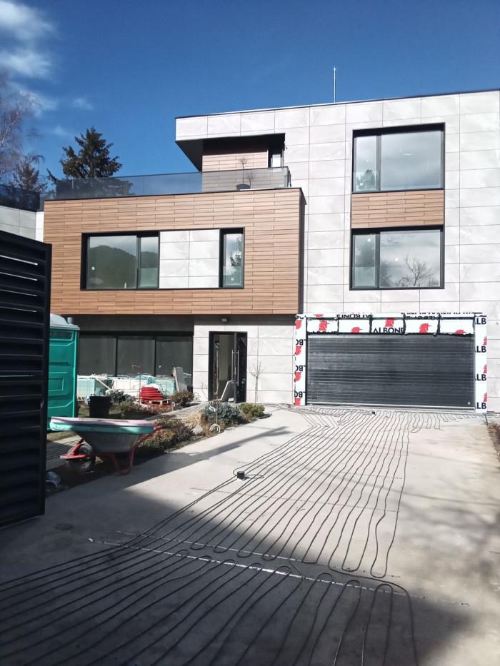 IMG-dd84606b2902fb1845ea82923dbdf6bc-V