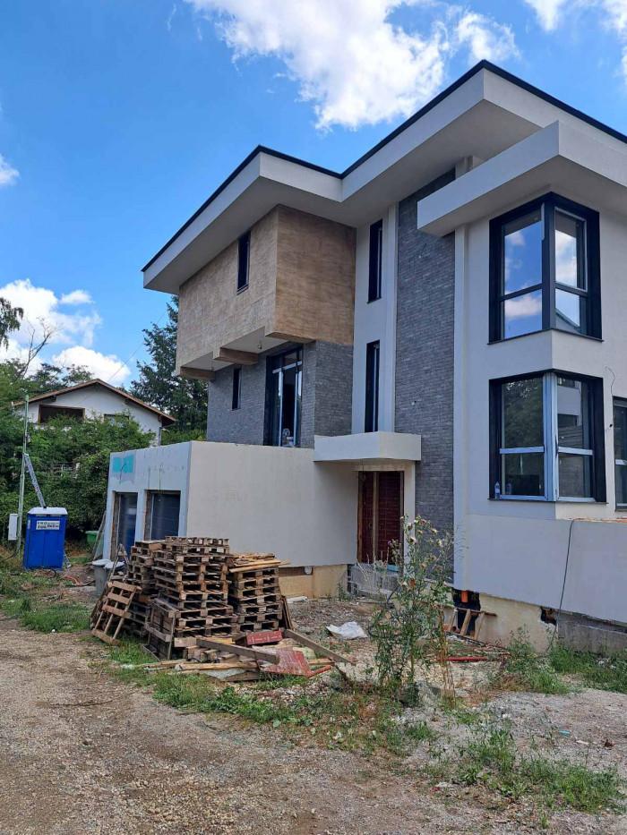 IMG-3cb33e853b4accfc28deb17379cc3982-V