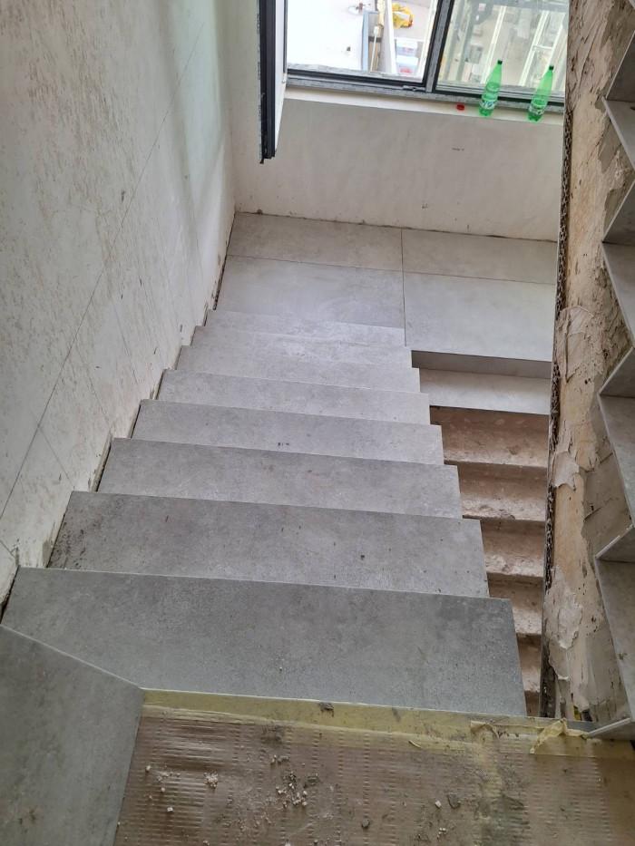 Процес на стълбище РИМ-ОНТ (ООД)